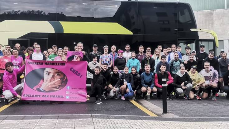 Bus-zerbitzua Urnietatik Behobiara, estatu osotik etorritako korrikalariekin