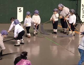 Pello Errota ikastetxearen inauterietako ikuskizuna