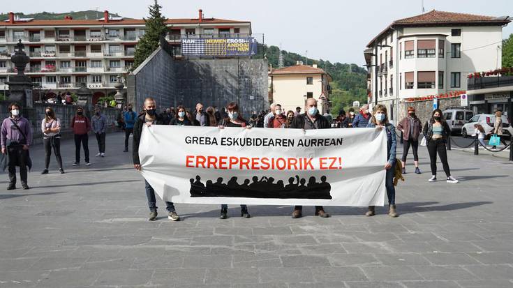 2020ko Greba Orokorraren harira jazotako gertakariak salatu dituzte hainbat herritarrek