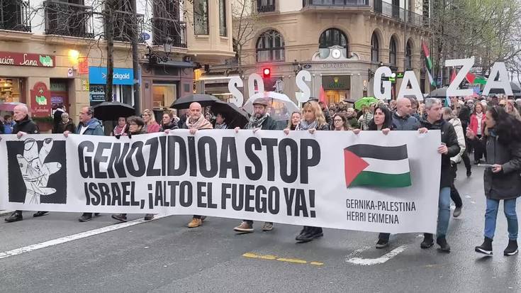 "Palestinan genozidioa stop" manifestazioa Donostian