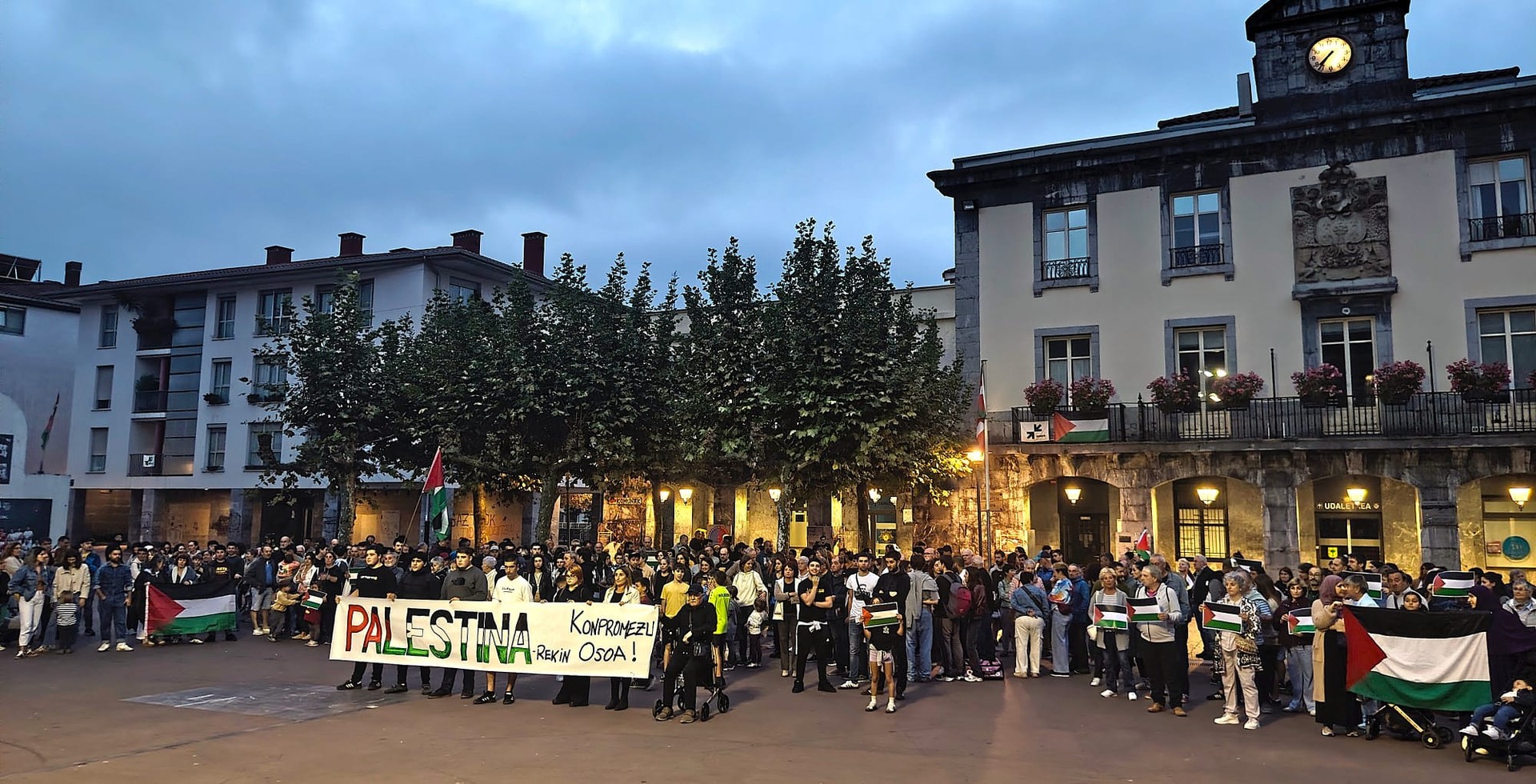 Billabonatarrek ere bat egin dute Gernika-Palestina plataformaren deialdiarekin