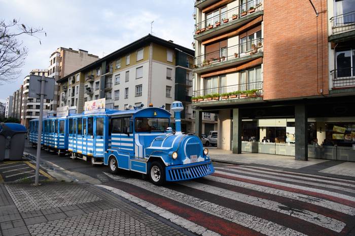 Txu-txu trena, Andoaingo kaleetan barrena