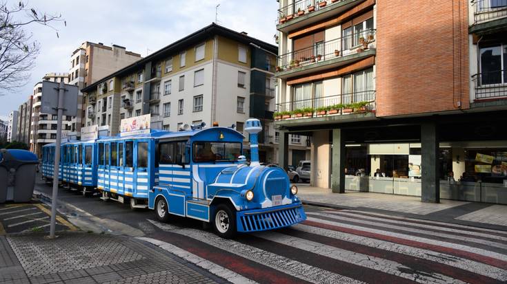 Txu-txu trena, Andoaingo kaleetan barrena