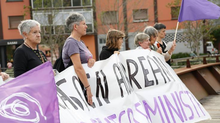 Elkarretaratzea deitu dute gaur Villabona-Zizurkilen, indarkeria matxista salatzeko