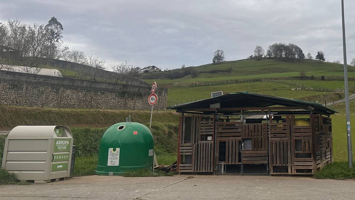 Sarraila elektronikoak jarri dituzte Zizurkilgo ekarpen guneetan
