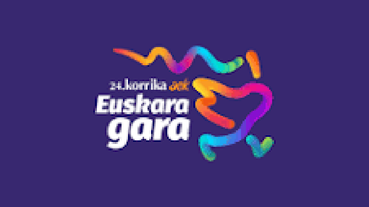 Dantza eta musika emanaldia eta magia saioa