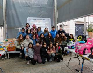 496 litro esne eta 173 kilo galleta bildu dituzte Elkartasun Azokan