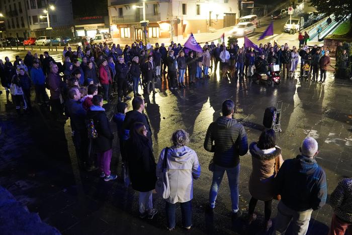 Azaroari begirako egitaraua osatu du Andoaingo Mugimendu Feministak