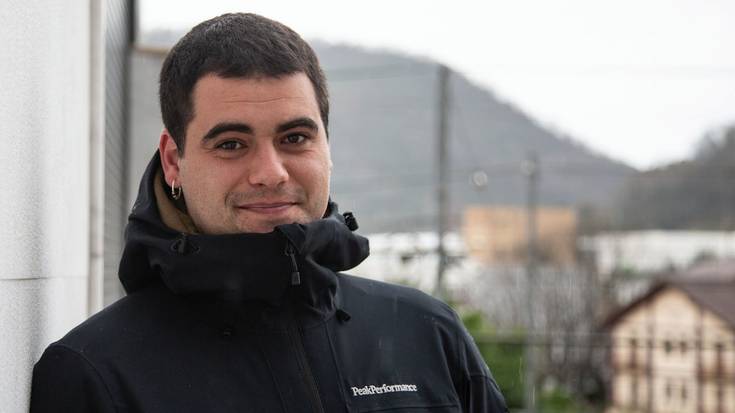 "Eskubideen urraketa agerikoa da espetxeetan eta erbeste-egoeretan"