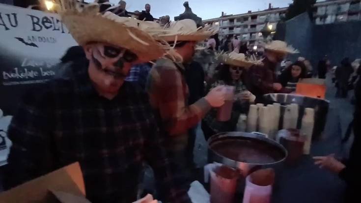 Txokolatea eta txalaparta, Goikoplazan