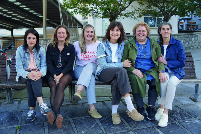 “Elkarren ondoan, zaintzen duen herria” azoka, hilaren 8an Andoainen