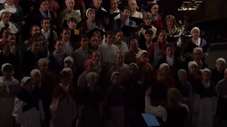 Musika Eskolako hiru abesbatza, Gabon kontzertuan