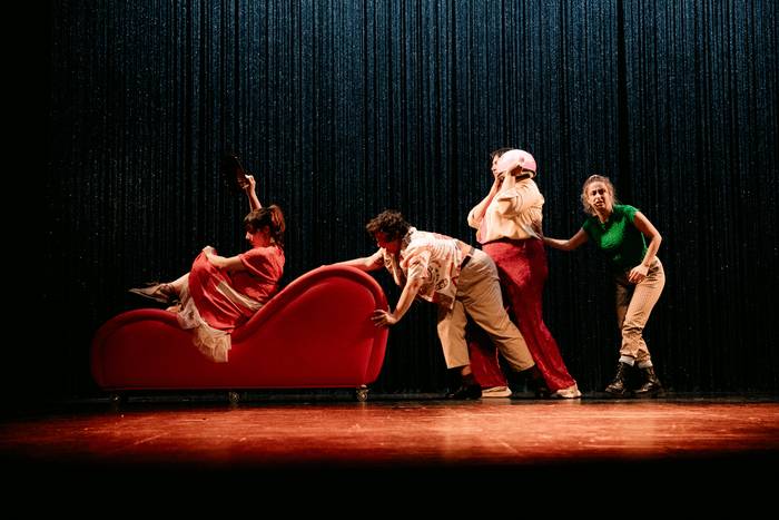 Promesarik txikiena antzezlana, Gurean