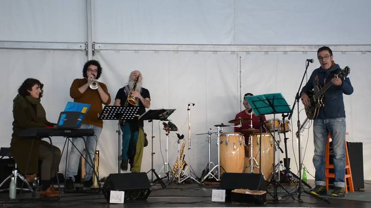 Pippermint Sextet musika taldea, Yerayren aldeko elkartasun jaian