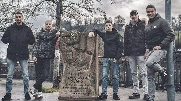 Kontzertua, herrikideen eta lagunen aurrean