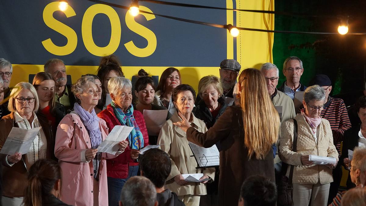 ETB Onen ikusgai jarri dute Andoainen grabatutako "Sos Kantak Arriskuan" saioa