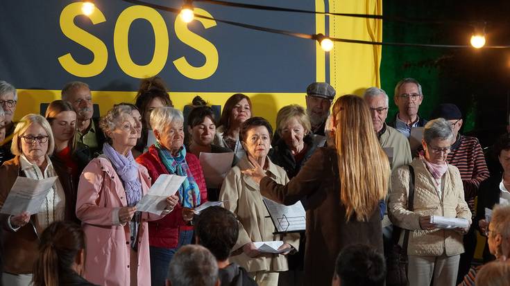 ETB Onen ikusgai jarri dute Andoainen grabatutako "Sos Kantak Arriskuan" saioa