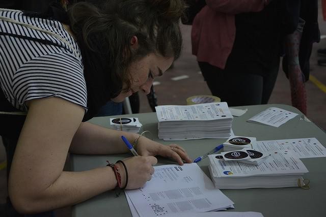 Ahobizi eta Belarriprest txapak soinean