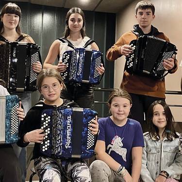 Kontzertua Zaharren egoitzan