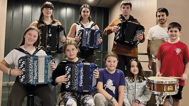 Kontzertua Zaharren egoitzan