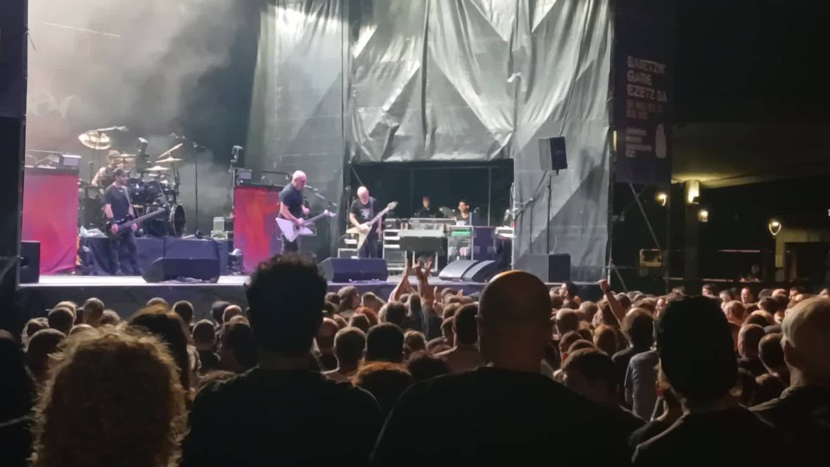 Su ta Gar: Jon Arizmendi eta Aitziber Ugartemendia bereziki aipatuak, "Itxaropena" abestian