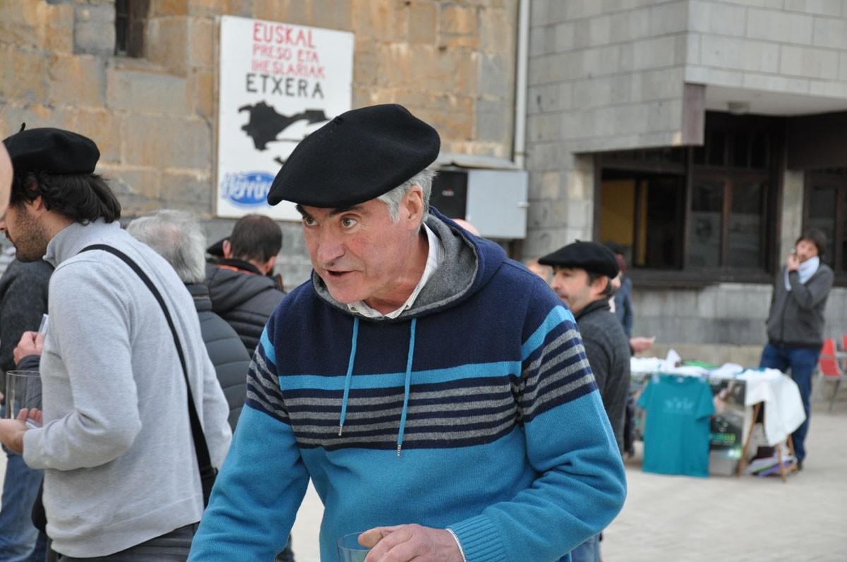 Txapel egun bikaina
