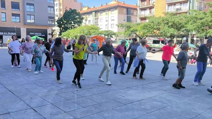 "Mugitu Andoain!" ekimena, Zumea plazan