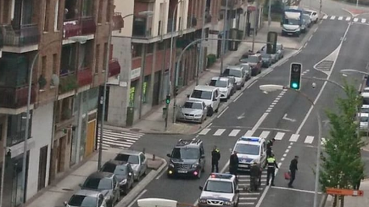Udaltzaingoa eta Ertzaintza kontrolak ezartzen ari dira