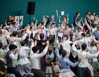 Dantzari eguna, Bearzana pilotalekuan