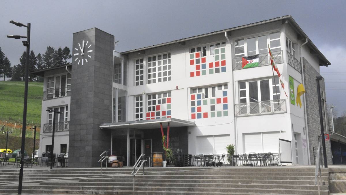 Kultura eta euskara mahaiean parte hartzeko deia luzatu du Zizurkilgo Udalak