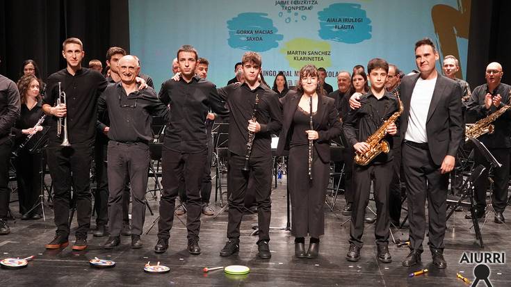 Erakustaldi ikusgarria egin dute Musika Bandako bakarlariek