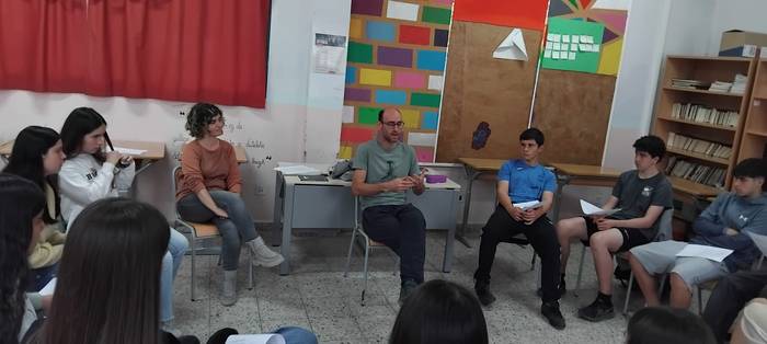 AMETS ARZALLUS BERTSOLARI ETA IDAZLEA  EGAPEN KONTU-KONTARI