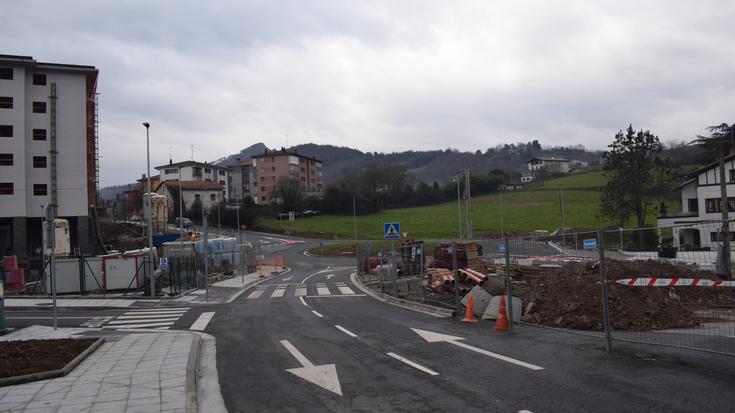 Langardako sarrera berria ireki da