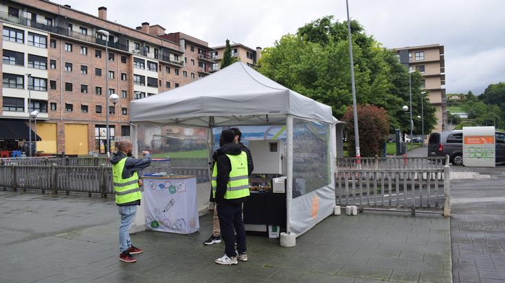 Informazio-karpak ipiniko ditu Urnietako Udalak, aurrekontu parte-hartzaileei begira