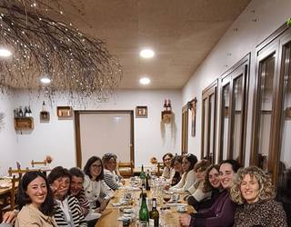 Emakumeen afaria, Larraulen