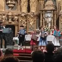 Loatzo Musika Eskolako kideen Eguberrietako emanaldia, gaur Adunan