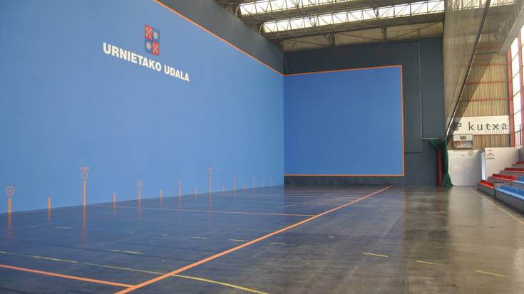 Erabilera librea izango du Udal Pilotalekuak, irailera arte