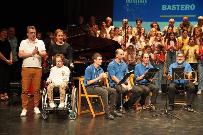 Nahia Patinoren aldeko jaialdiko parte-hartzaileei, eskertza