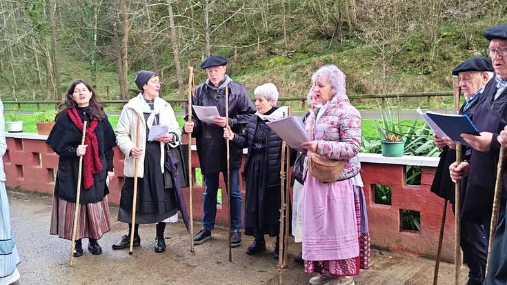 "Oles Oles lurra esna zaitez" kantari, Asteasuko kantu-errondan