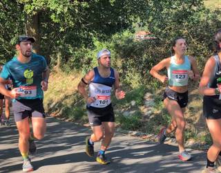 I. Sorabilla Trail mendi lasterketa: lehendabiziko aldapan, urdaiazpikoa jokoan