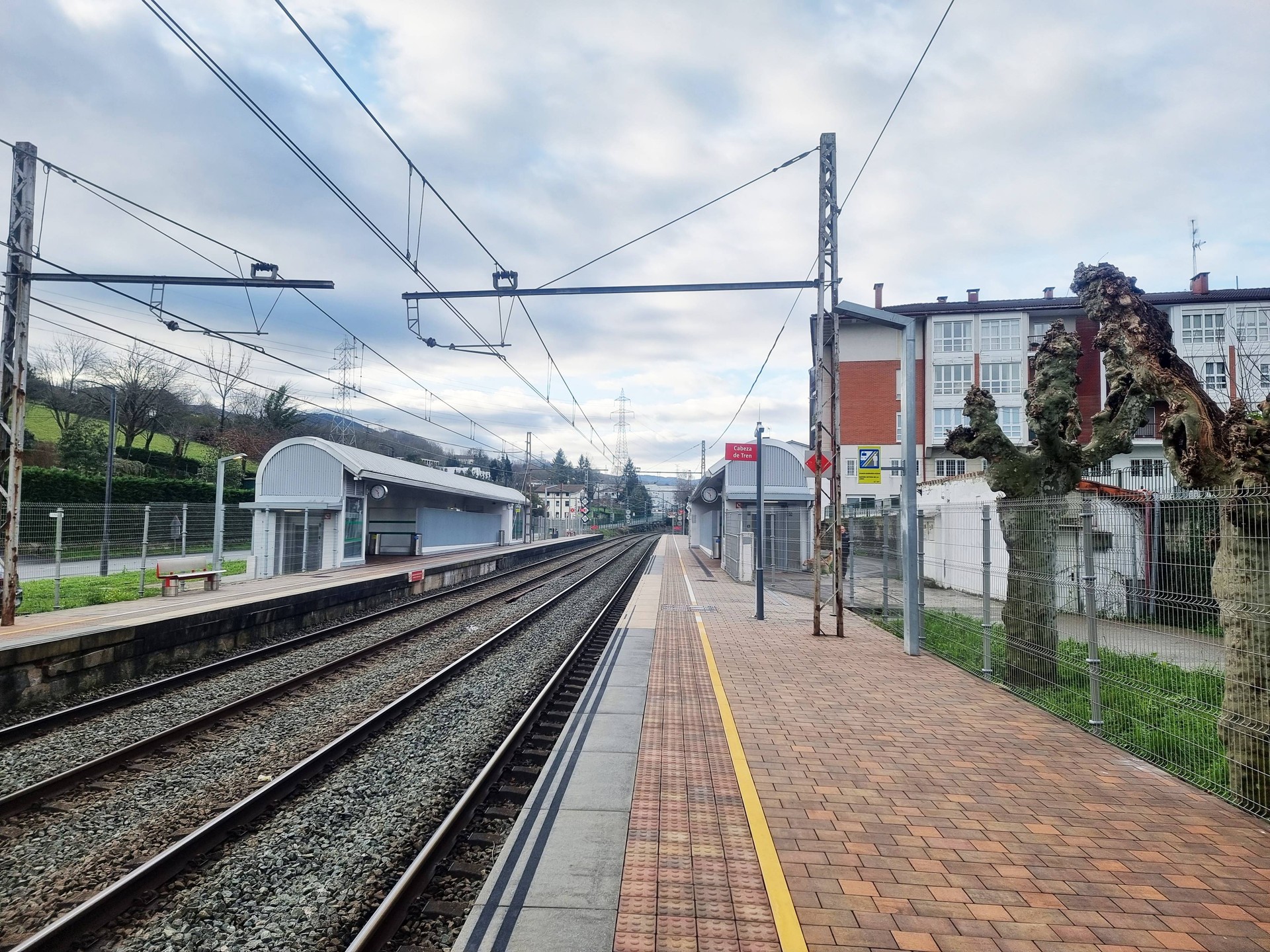 Urnietako tren-geltokia eraberritzeko azken fasea abiatzear da