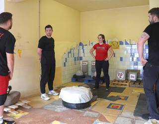 "Nahiz eta indarra soberan eduki, harria ez duzu edonola altxako!"