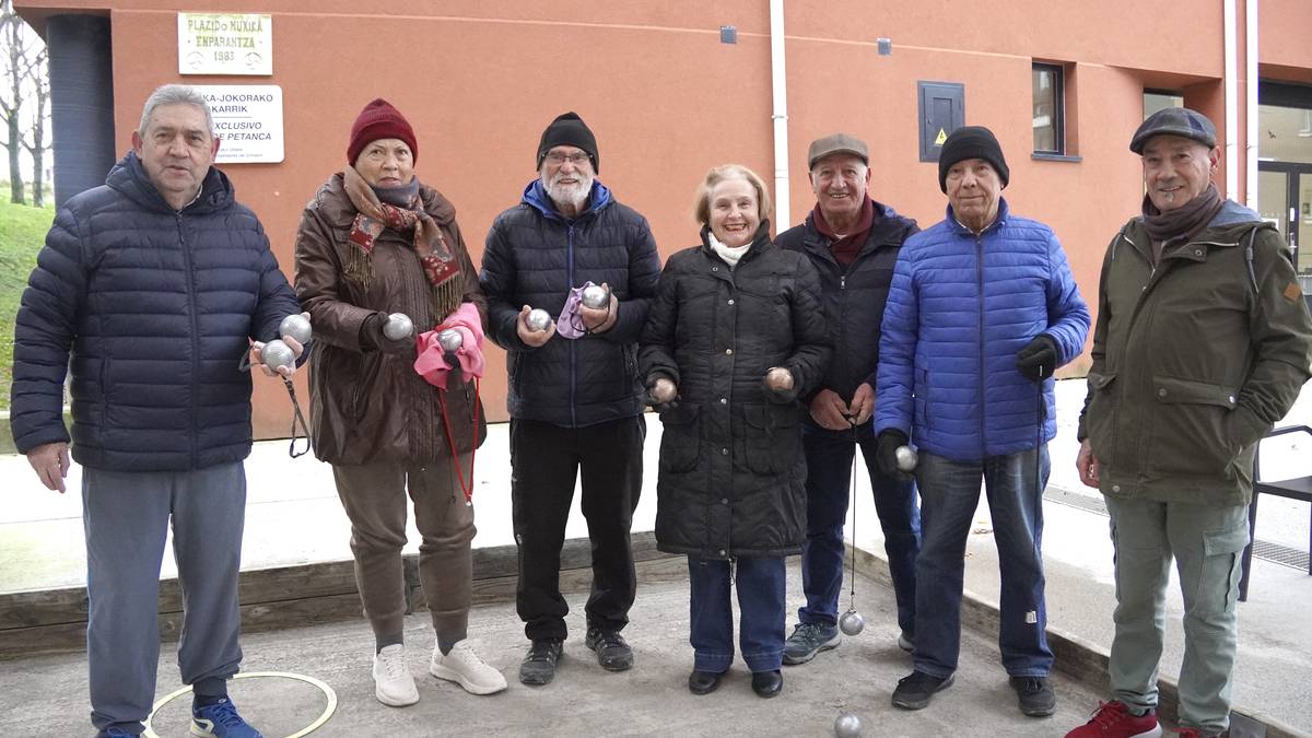 Petankan aritzen den lagun taldea
