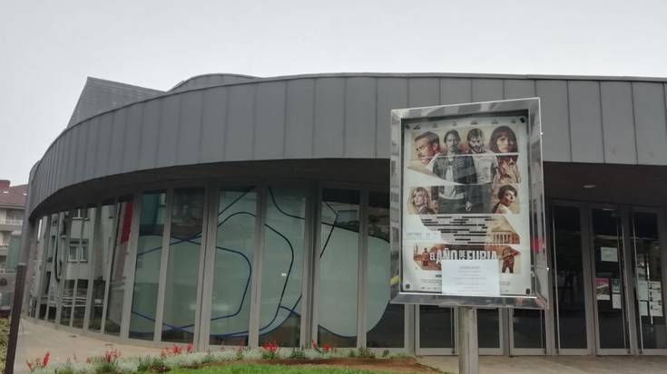 Gaueko saioa berrezarriko dute Basteroko zinema emankizunetan