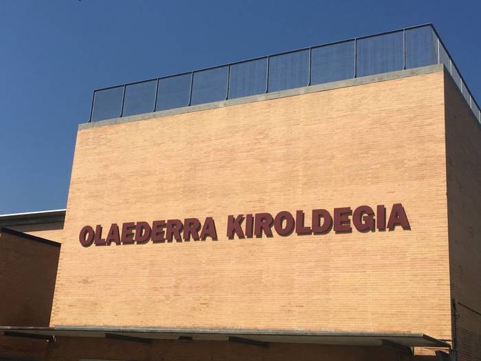 Olaederra kiroldegiko apirileko kuota ez dute kobratuko