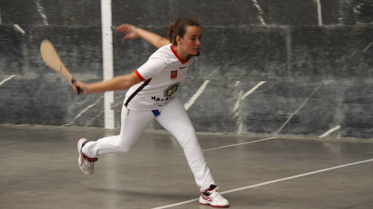 Txulobi pelota eskolan izen-ematea zabalik dago