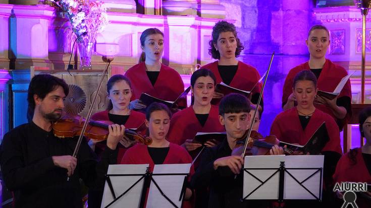 Easo Emakume Abesbatzaren emanaldi dotorea