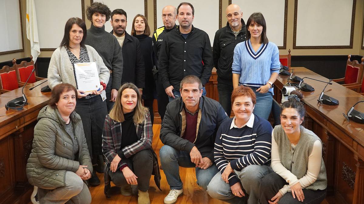 Indarkeria matxistaren biktimei arreta emateko protokoloa eguneratu dute