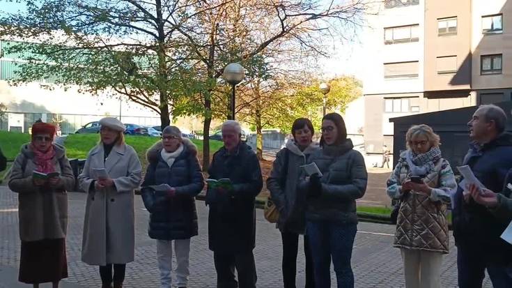 Kantazaun taldearen kalejira, Euskararen Nazioarteko Egunean