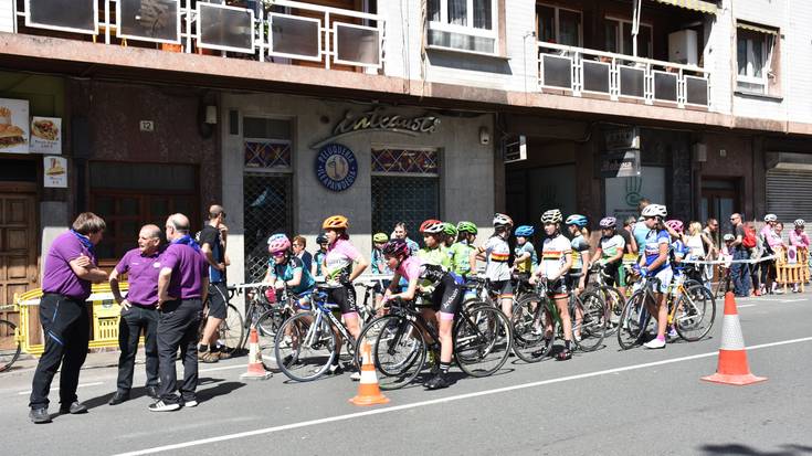 Eskolarteko txirrindularitza proba, igande goizean